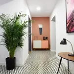 Hotel Bez Kantów Art