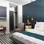 Hotel Bez Kantów Art 3*