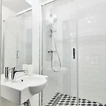 Bez Kantów Art Hotel 3*