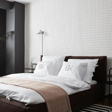 ベッド・アンド・ブレックファスト Bez Kantow Art ワルシャワ