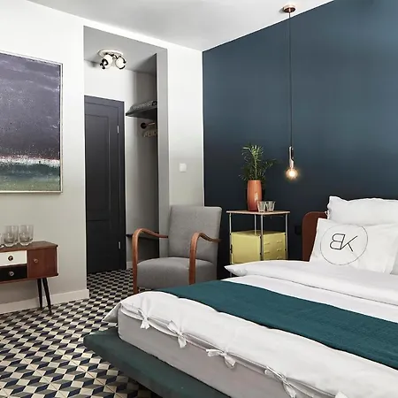 Bez Kantów Art Hotel 3*
