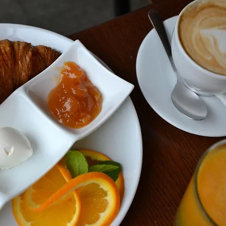 Alojamento de Acomodação e Pequeno-almoço Bez Kantów Art 3*