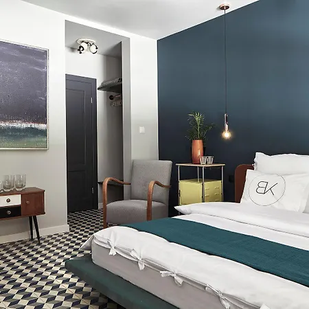 ベッド・アンド・ブレックファスト Bez Kantow Art 3*