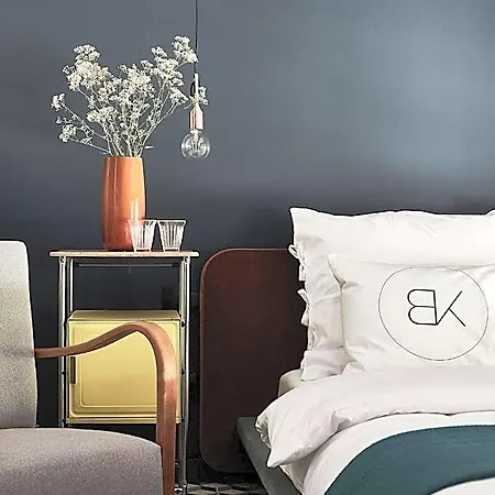 Bez Kantów Art Hotel 3*