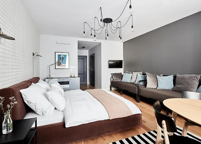 Bez Kantów Art Nocleg ze śniadaniem