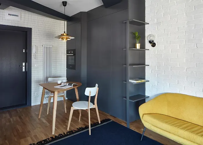 Bez Kantów Art 3* Warszawa