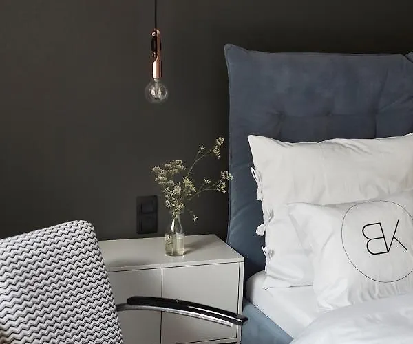 Bez Kantów Art 3* Warszawa