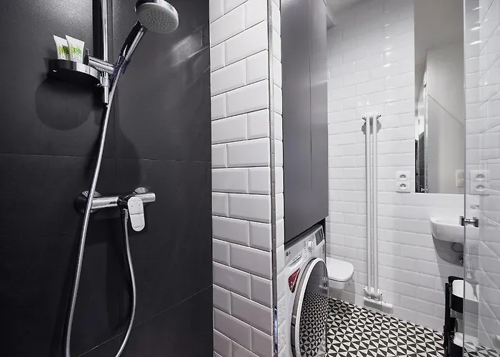 Bez Kantów Art Warschau