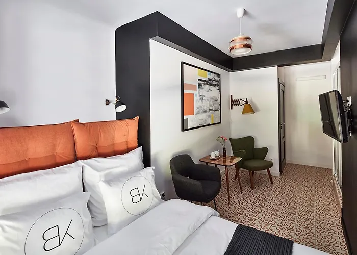 Hotel Bez Kantów Art Warschau