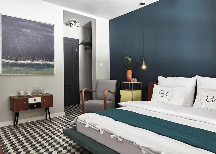 Hotel Bez Kantów Art 3*