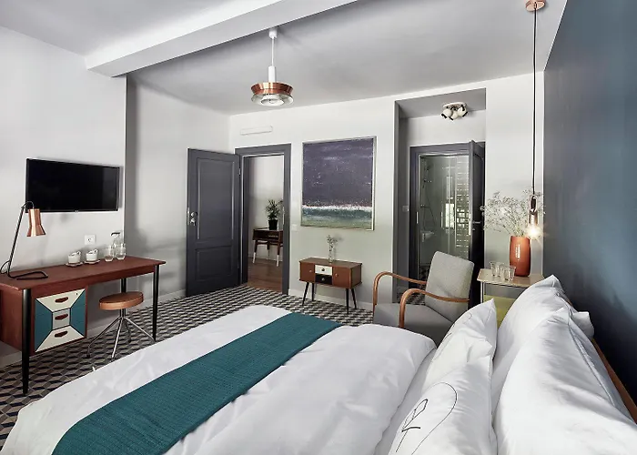 Bez Kantów Art 3* Warschau