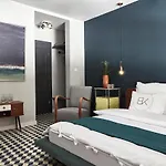 Bez Kantów Art Hotel 3*