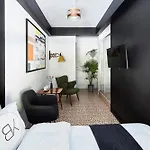 Bez Kantów Art Hotel 3*
